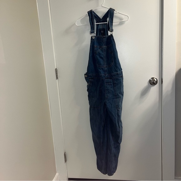GAP Pants - GAP Loose Denim Overalls